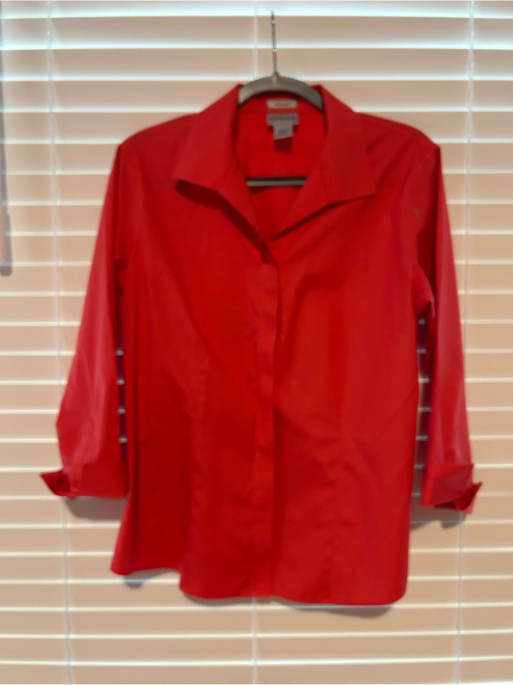 Chico's Coral No Iron Shirt. Med.